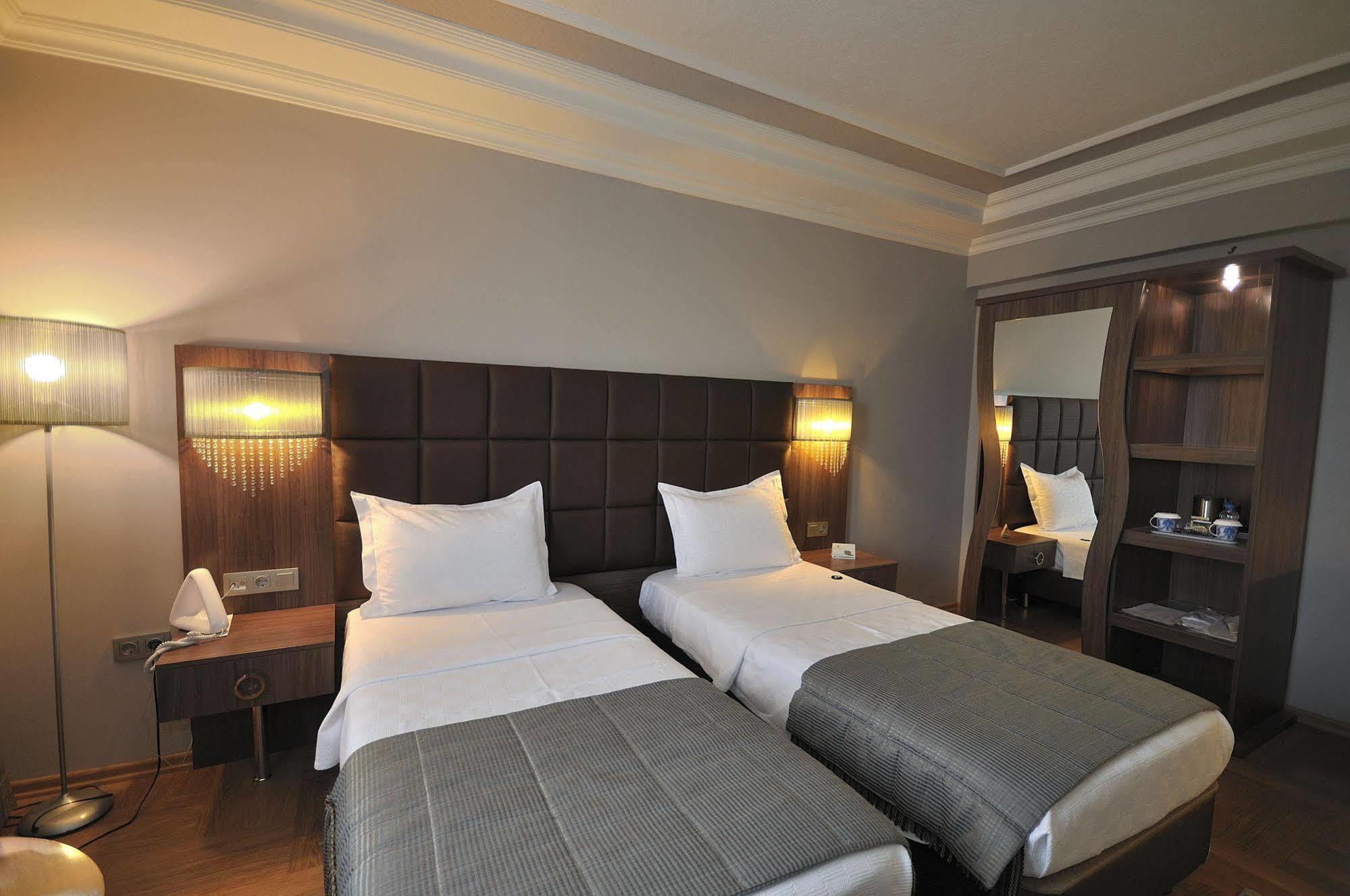 Grand Atakum Hotel Samsun Extérieur photo