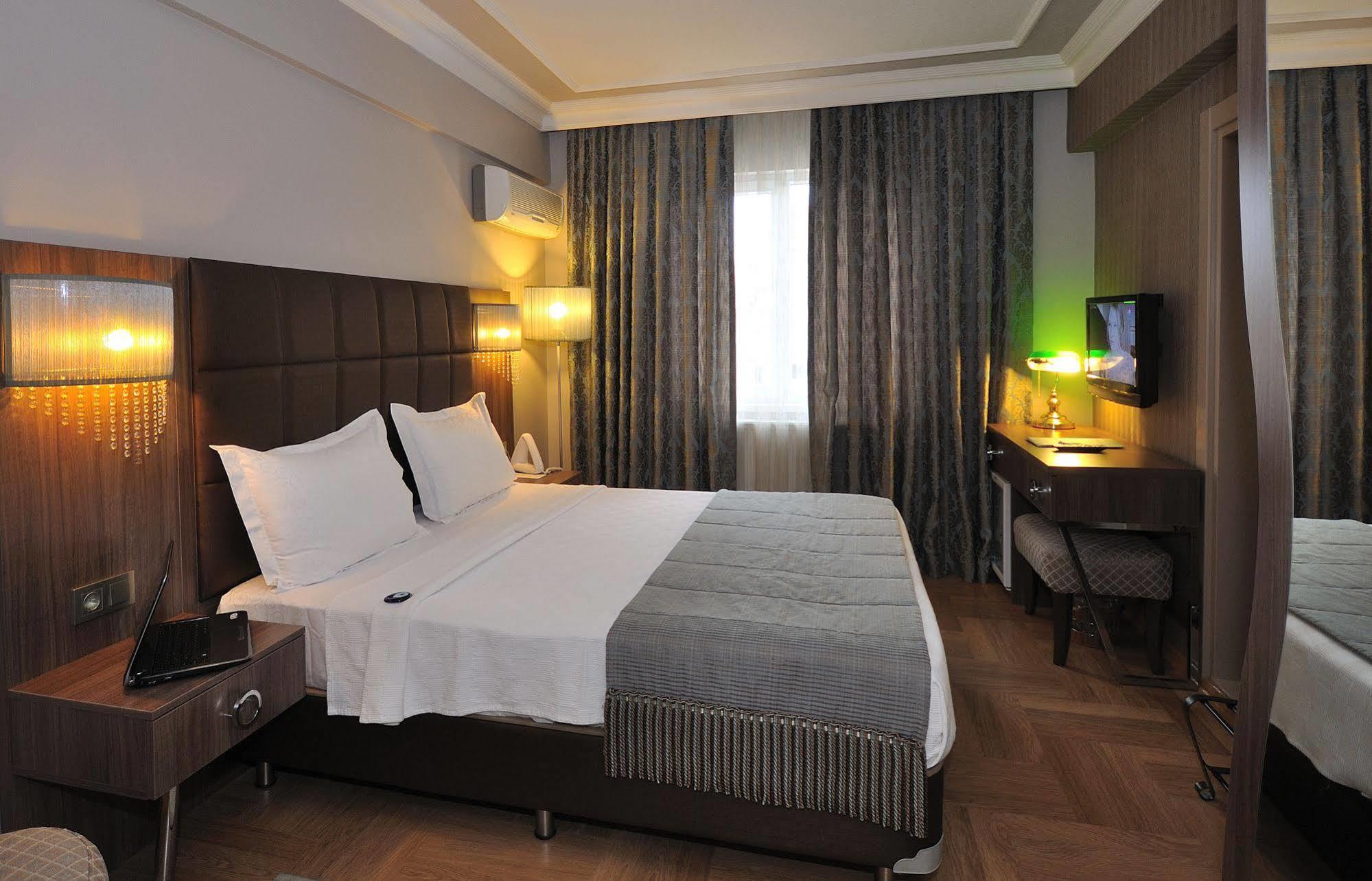 Grand Atakum Hotel Samsun Extérieur photo