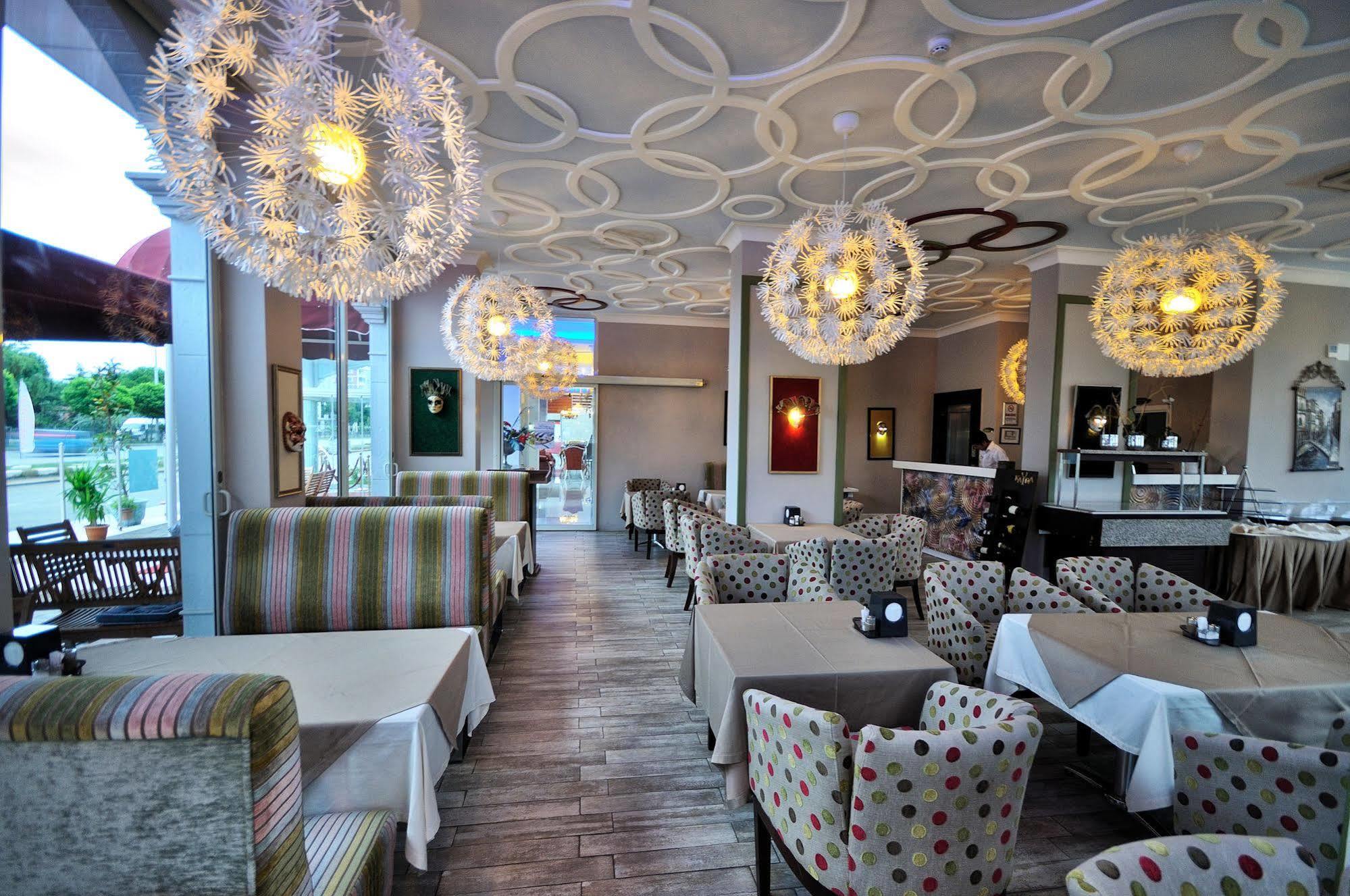 Grand Atakum Hotel Samsun Extérieur photo